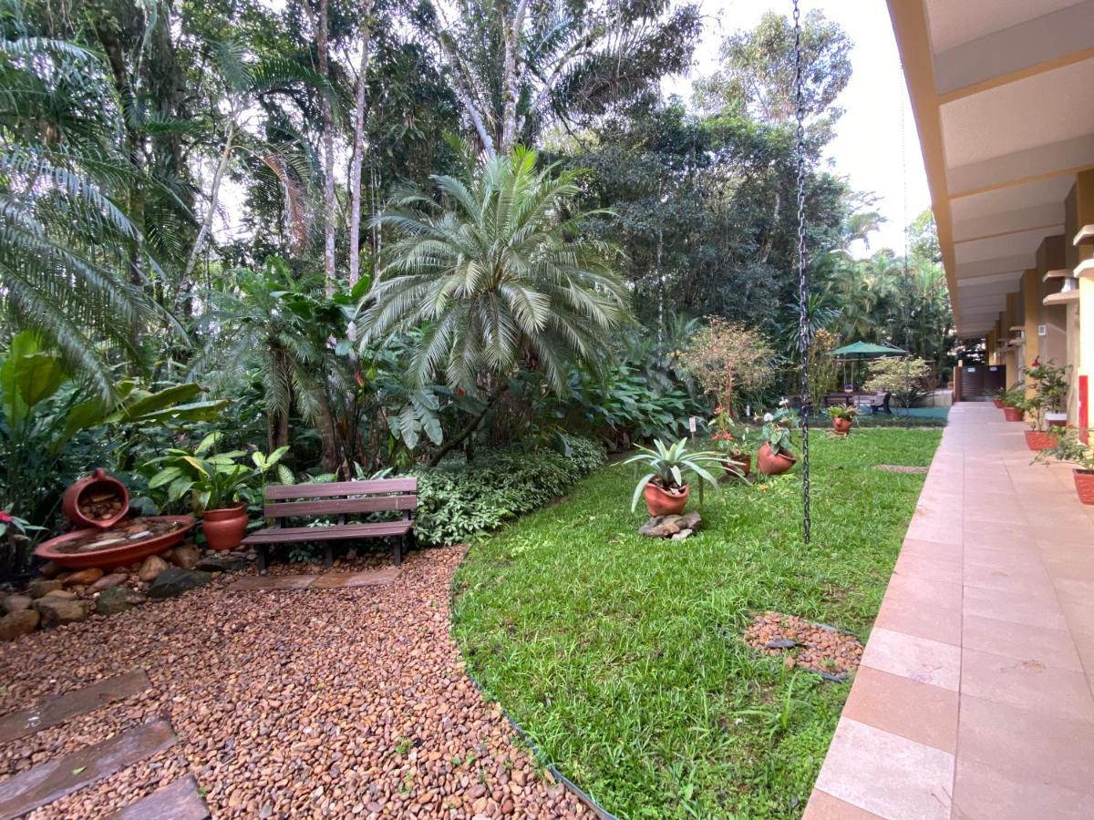 Fabuloso Flat 225, 2 Piscinas Climatizadas, Sky Com 170 Canais,Tv Com Xbox, Internet Particular 500M Bertioga, Riviera De Sao Lourenco Flat Duplex Inteiro, Adega, Cozinha Equipada Completa Servico De Hotelaria, Servico De Praia Nos Finais De Semana Екстериор снимка